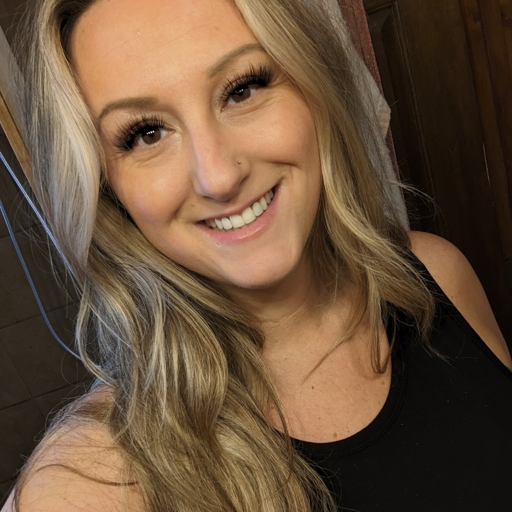 Meet your Posher, Sara